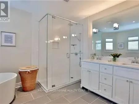 2491 LOGAN AVENUE | 2491 LOGAN AVENUE, Oakville