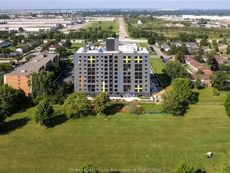 3100 MEADOWBROOK Unit# 711 | 3100 MEADOWBROOK Unit# 711, Windsor