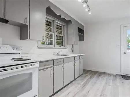 848 COLBORNE Street E | 848 COLBORNE Street E, Brantford