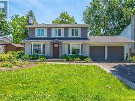 2018 WOODGLEN CRESCENT | 2018 WOODGLEN CRESCENT, Ottawa
