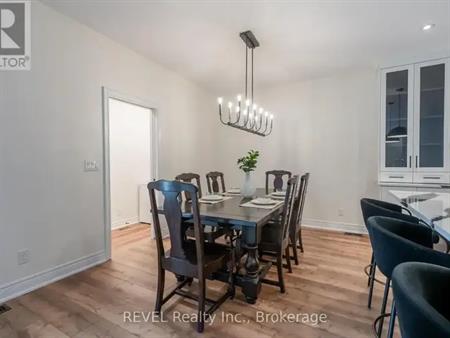 59 - 144 PORT ROBINSON ROAD | 59 - 144 PORT ROBINSON ROAD, Pelham