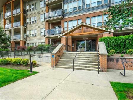 20219 54A Avenue, Langley, BC, Canada | 20219 54A Avenue, Langley