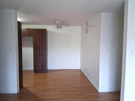 Immeuble - 708 13e Avenue N 708 13e Avenue Nord #43