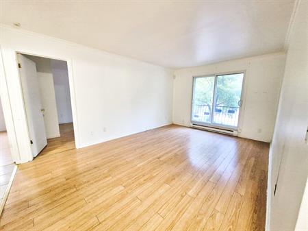 Grand 5 1/2 Longueuil