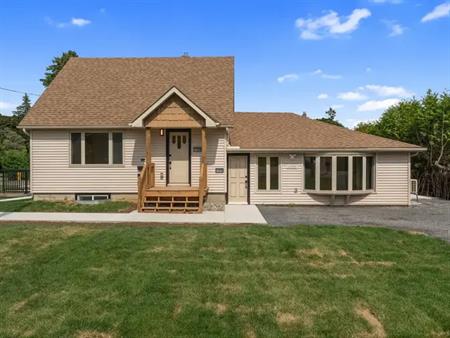 1599 Anne Street | 1599 Anne Street, Kingston