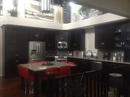 N.W. modern home 1634 sq for shared accommodation with Fully developed basement | Calgary