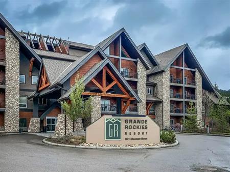 Cozy Condo in the Rockies | 241 - 901 Mountain Street, Canmore