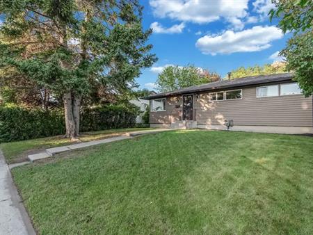 Haysboro 4-Bedroom Bungalow with Brand New Appliances | 30 Hutton Place Southwest, Calgary