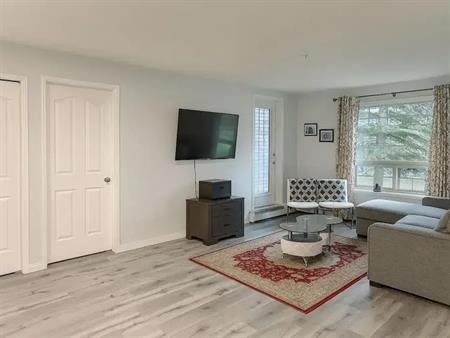 Furnished + All Utilities Included Spacious 2 Bed 2 Bath Apartment | 3118 - 60 Panatella Street Northwest, Calgary