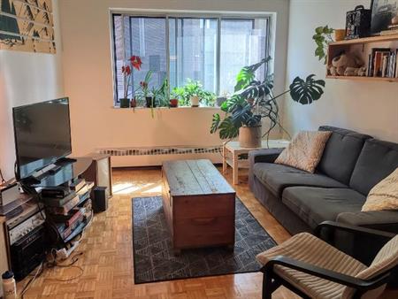 Appartement 2 chambres 1.5 sdb Outremont