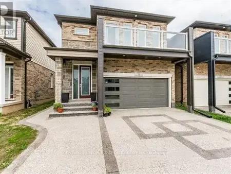 23 SADDLEBROOK COURT | 23 SADDLEBROOK COURT, Kitchener