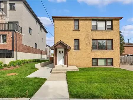 102 SYDNEY Street N Unit# 2 | 102 SYDNEY Street N Unit# 2, Kitchener