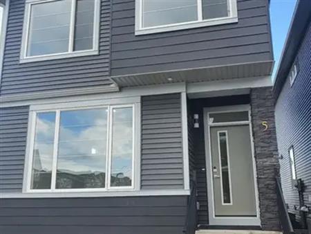 Glacier Ridge NW Calgary | 5 - Mitchell Rd NW, Calgary