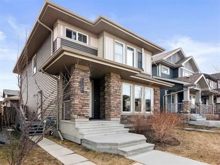 Modern 3-Bedroom Single Family Double Car Garage house for Rent in Walker | Edmonton