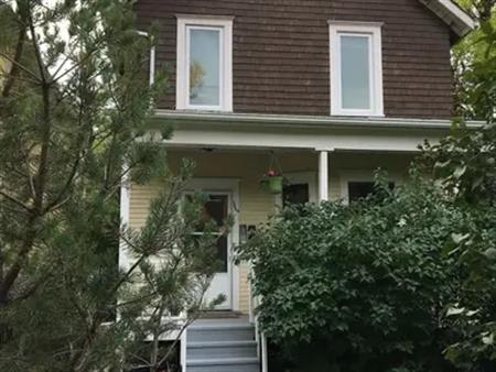 Main floor character house | 1529 15 Avenue Southwest, Calgary