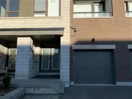226 WHEAT BOOM DRIVE | 226 WHEAT BOOM DRIVE, Oakville