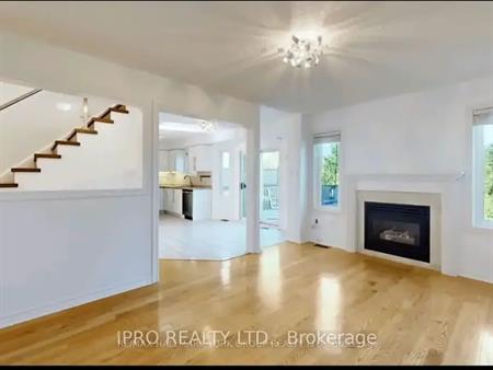 61 RAINTREE CRESCENT | 61 RAINTREE CRESCENT, Richmond Hill