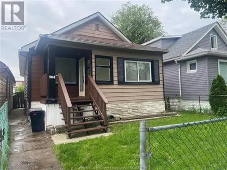 984 ELLROSE Unit# UPPER | 984 ELLROSE Unit# UPPER, Windsor