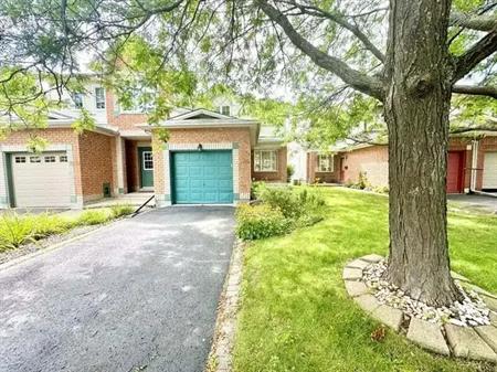 1498 Bonneville Crescent | 1498 Bonneville Crescent, Orleans