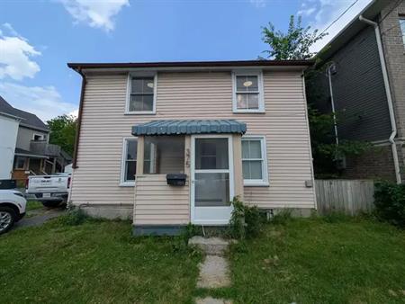 375 Division Street | 375 Division Street, Kingston