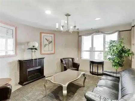 West Woodbridge Kipling Suite! | 8026 Kipling Avenue, Vaughan