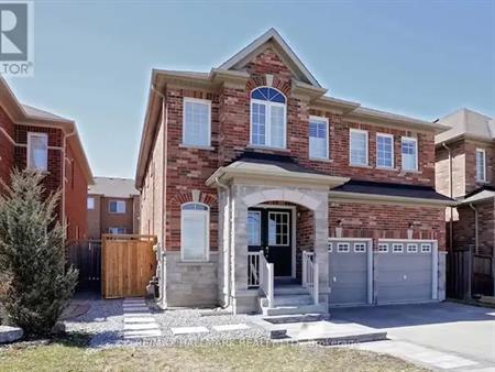 4 ROTHBURY ROAD | 4 ROTHBURY ROAD, Richmond Hill