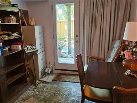 ROOM FOR RENT - 4 MURPHY LANE | ROOM FOR RENT - 4 MURPHY LANE, Ajax