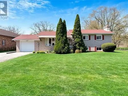 1689 SHAWNEE | 1689 SHAWNEE, Tecumseh