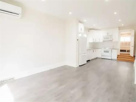 324 Hellems Ave | 324 Hellems Ave, Welland