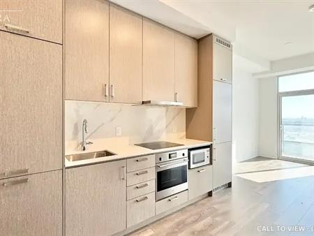 1019-60 Honeycrisp Cres, Vaughan, Ontario L4K 0N5 | 60 Honeycrisp Crescent, Vaughan