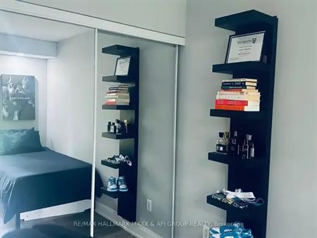 201 - 15390 YONGE STREET | 201 - 15390 YONGE STREET, Aurora