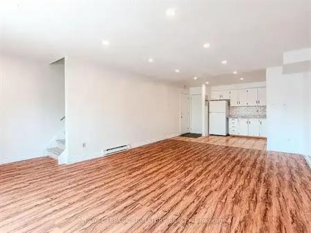 1541 Dundas Street West #B | 1541 Dundas Street West, Toronto