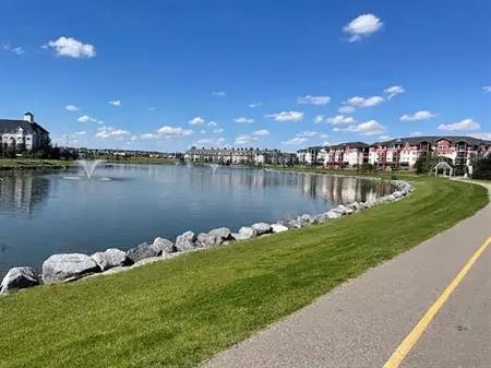 Country Hills 1 bdrm + den | Calgary