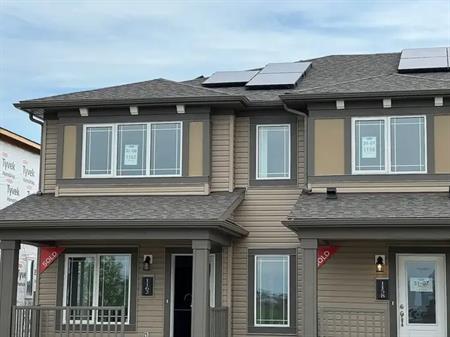 New 2025 Mattamy 3 Bed Townhouse – Double Garage + Trails – C$2,500/mo | 1162 148 Avenue Northwest, Calgary