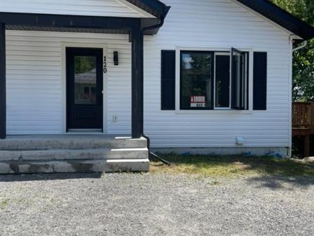 41/2 à louer à huberdeau