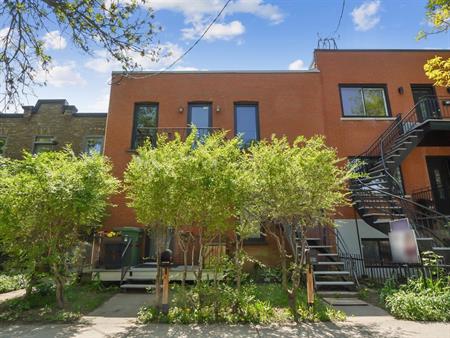 Appartement Villeray/Saint-Michel/Parc-Extension (Montréal) À Louer