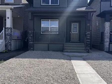 Newly Built 3 Bedroom House | 98 Legacy Reach Common Southeast, Calgary