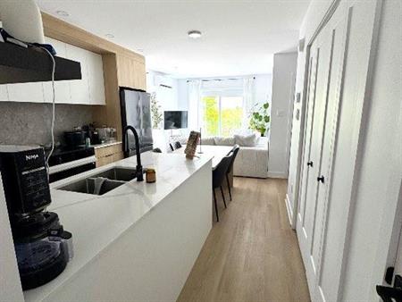 Logement 3 1/2 disponible en location
