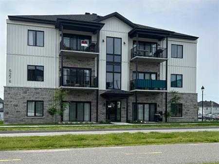 5 1/2 à louer dans immeuble neuf, 1 mois gratuit