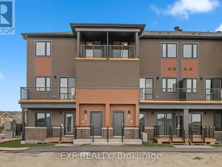 618 PARNIAN PRIVATE | 618 PARNIAN PRIVATE, Ottawa