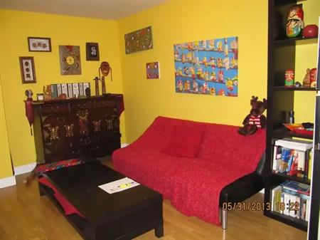 House for rent close to UofC, SAIT,FootHills & Children's Hospitals and Downtown | 4611 - 22 Avenue NW, Calgary, Calgary