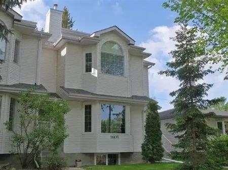 Belgravia 5-Bedroom House- Close to UA and LTR | 11437-76 Avenue, Edmonton