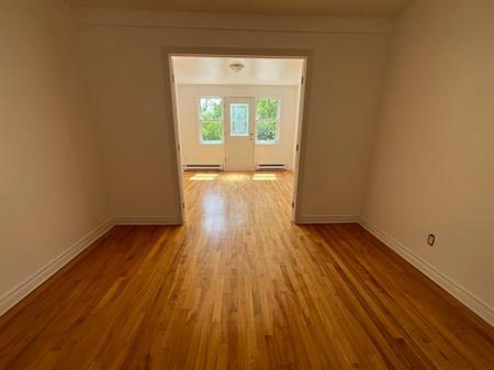 Grand appartement 3 1/2 à louer - Rosemont - La Petite-Patrie