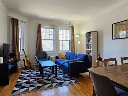 3 CH - 1 SDB - Montréal - $2,200 /mo