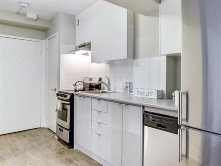 Les Tours d'Auteuil | 2166 Boulevard de Maisonneuve Ouest, Montreal