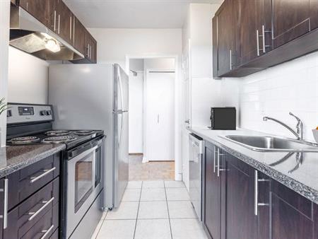 The Whitehall | 1265 Richmond Street North, London
