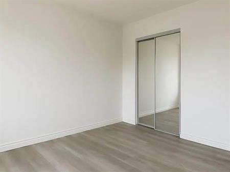 Condo 3 1/2 à louer - 1 595$/mois
