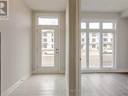 1404 HEMLOCK ROAD | 1404 HEMLOCK ROAD, Ottawa