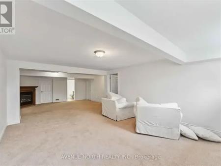 760 LAKEBREEZE CIRCLE | 760 LAKEBREEZE CIRCLE, Ottawa