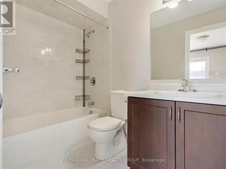 255B TITANIUM PRIVATE | 255B TITANIUM PRIVATE, Ottawa